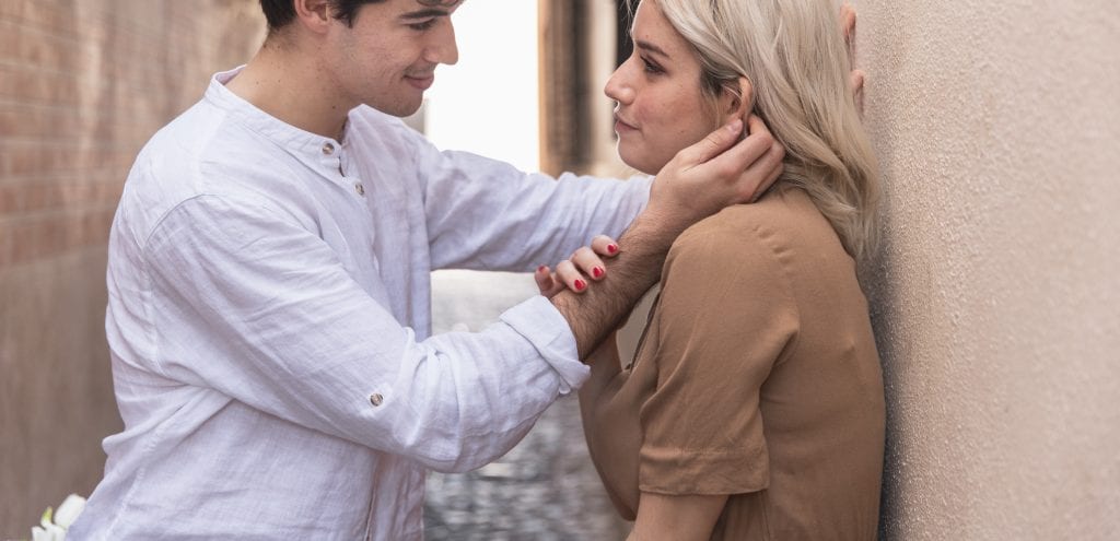 Married couple having a respectful discussion, demonstrating positive communication habits.